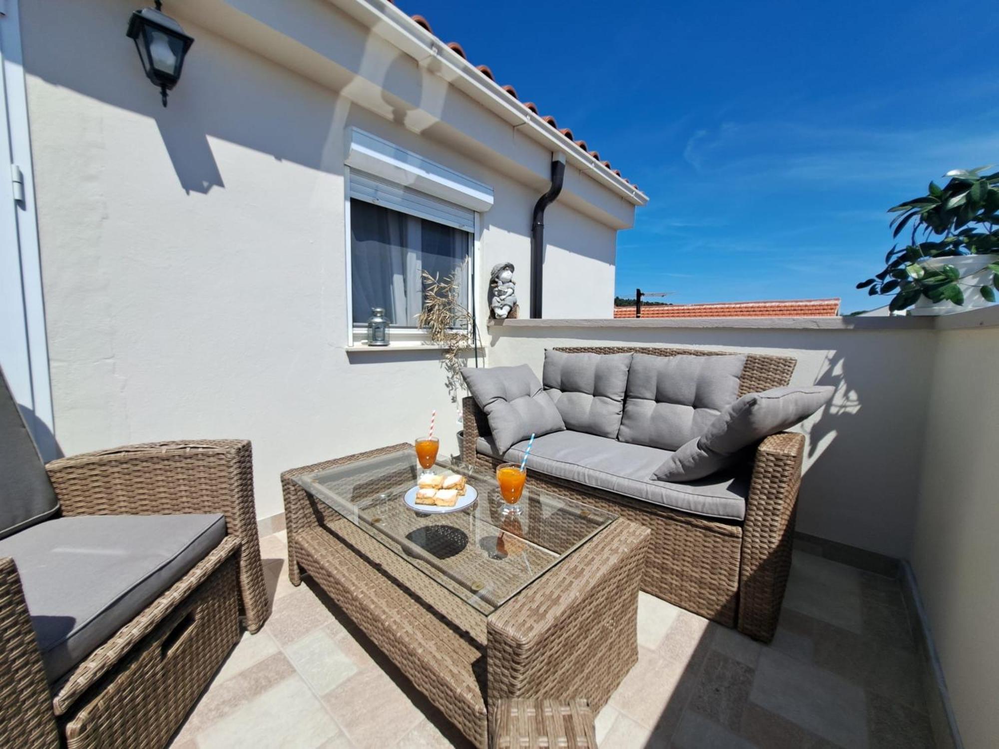 Apartman Lucia Posedarje Εξωτερικό φωτογραφία